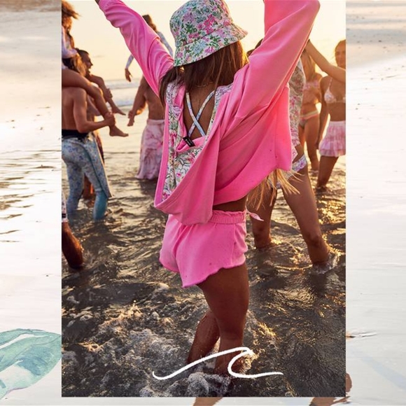 RESTOCKED! LoveShackFancy x Hurley Terry Short Blue - Picture 3 of 8